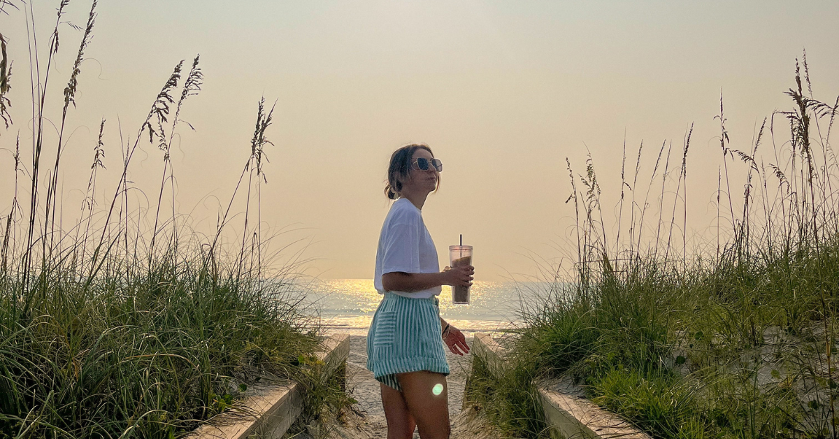 Vibrant Spring Break Outfit Ideas That You'll Love This Year